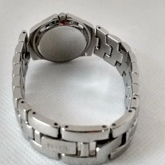 Ladies fossil watch - Picture 4 of 5